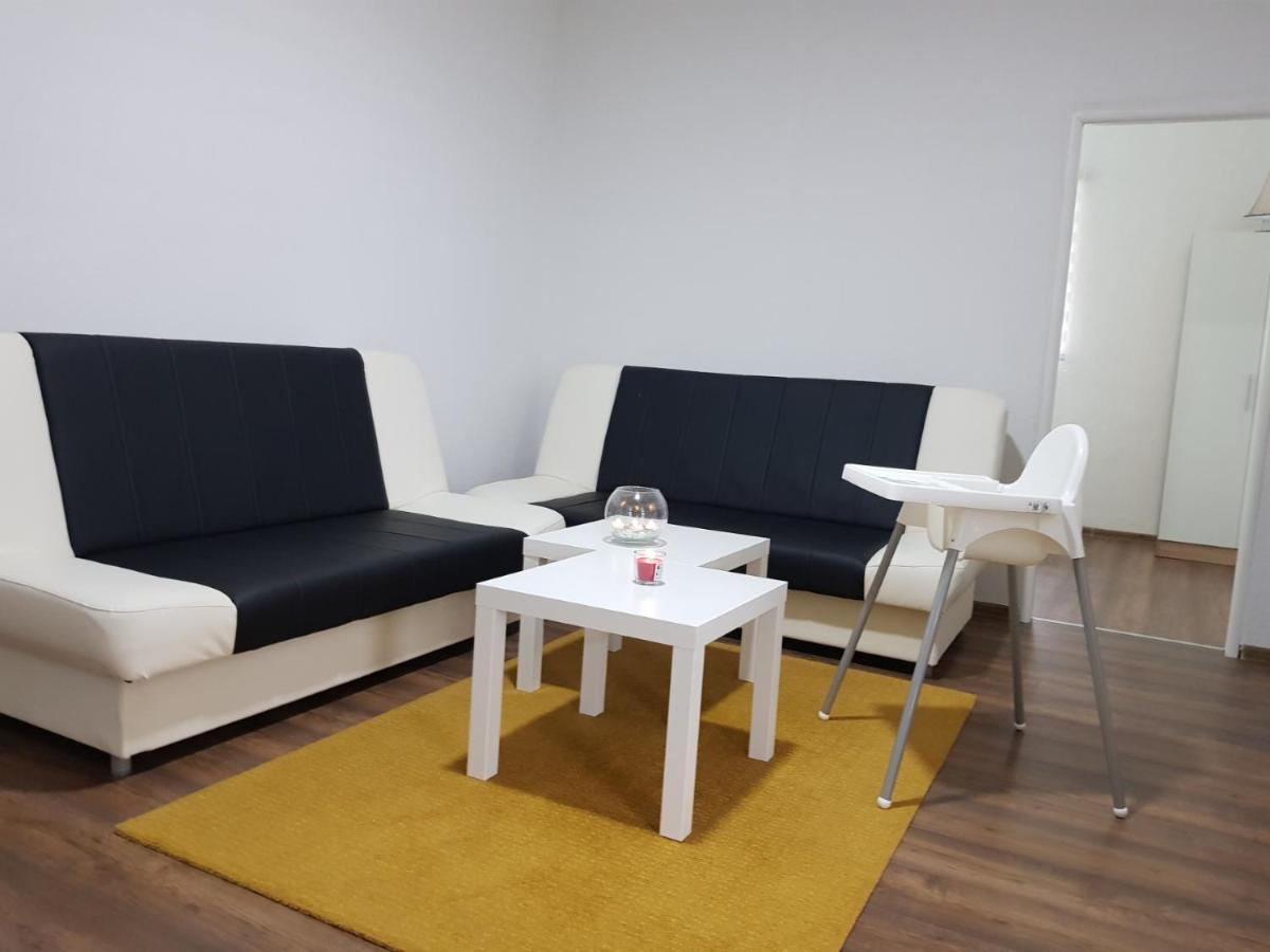 Apartmani Art Яйце Екстериор снимка