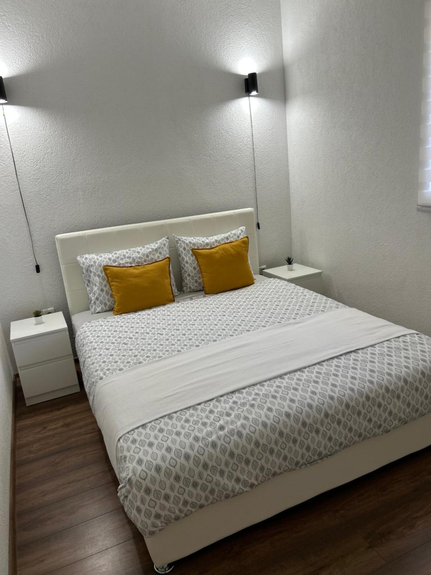 Apartmani Art Яйце Екстериор снимка