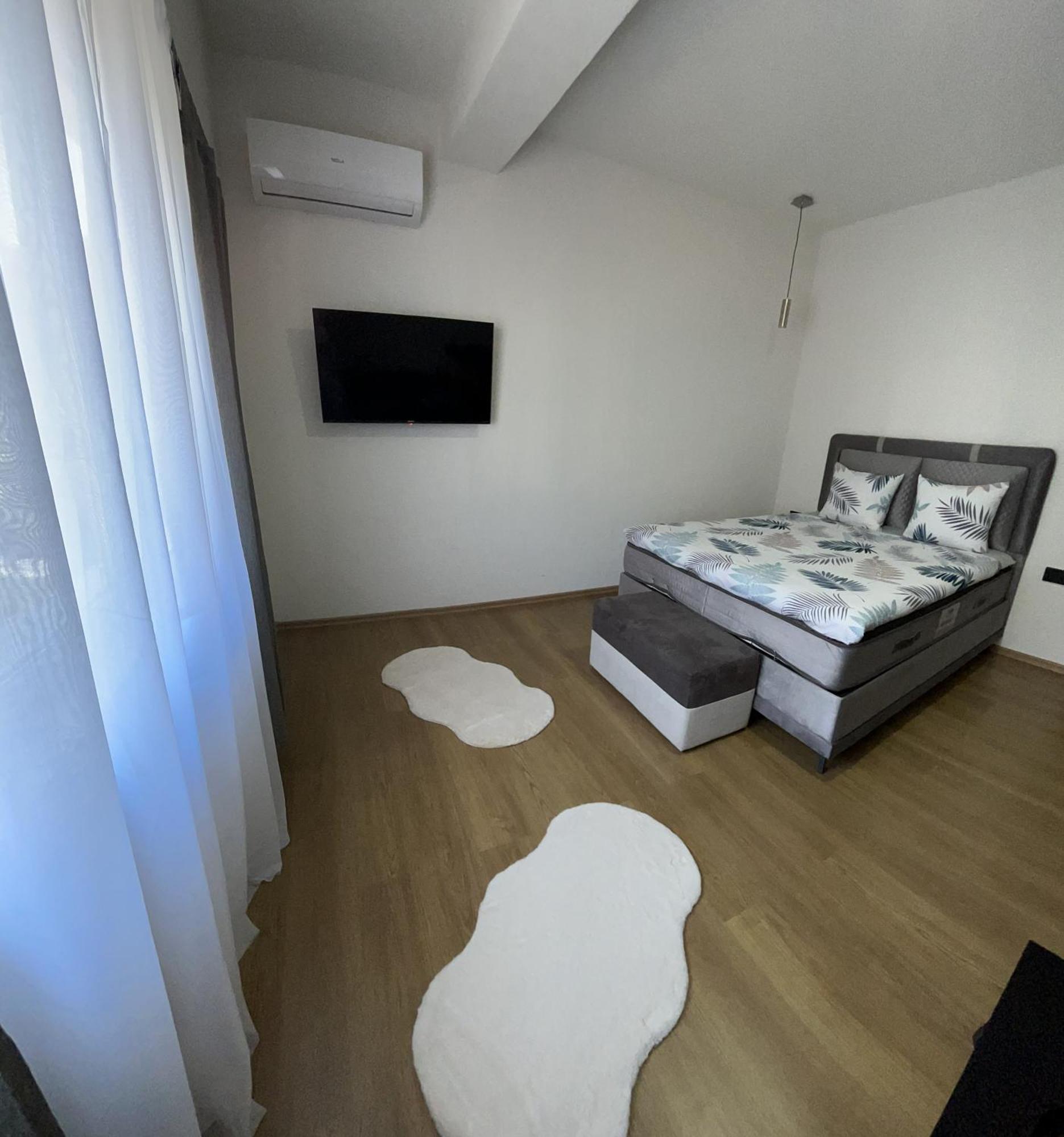 Apartmani Art Яйце Екстериор снимка